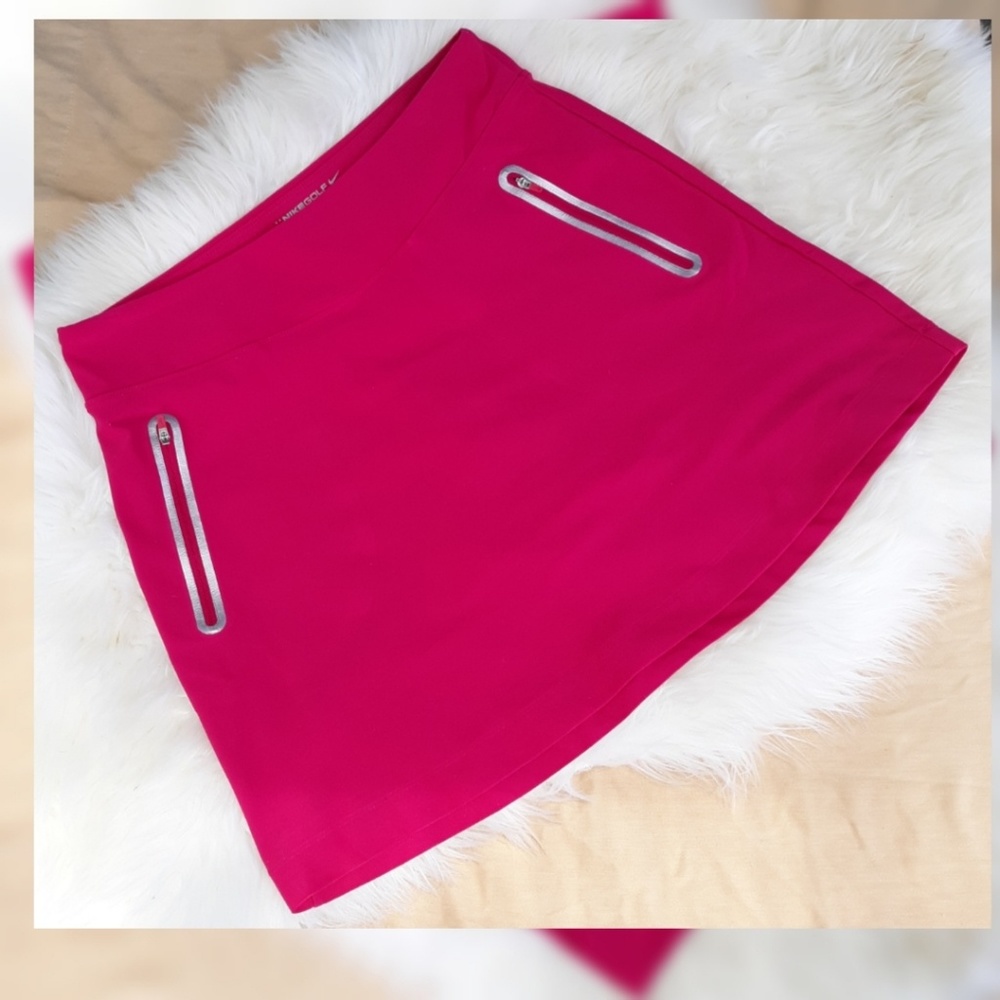 Nike golf tour performance pink skort